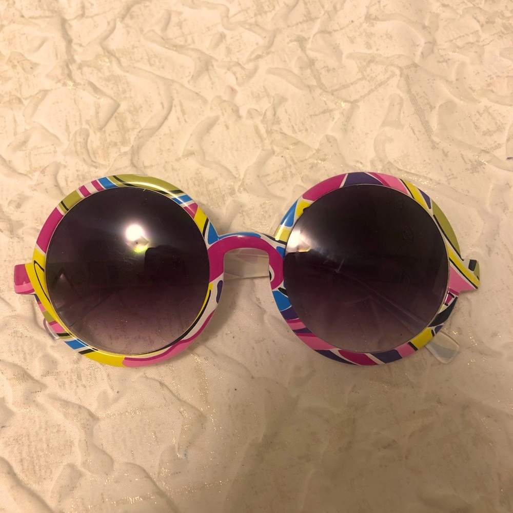 Retro Circle Sunglasses (Great Condition!)